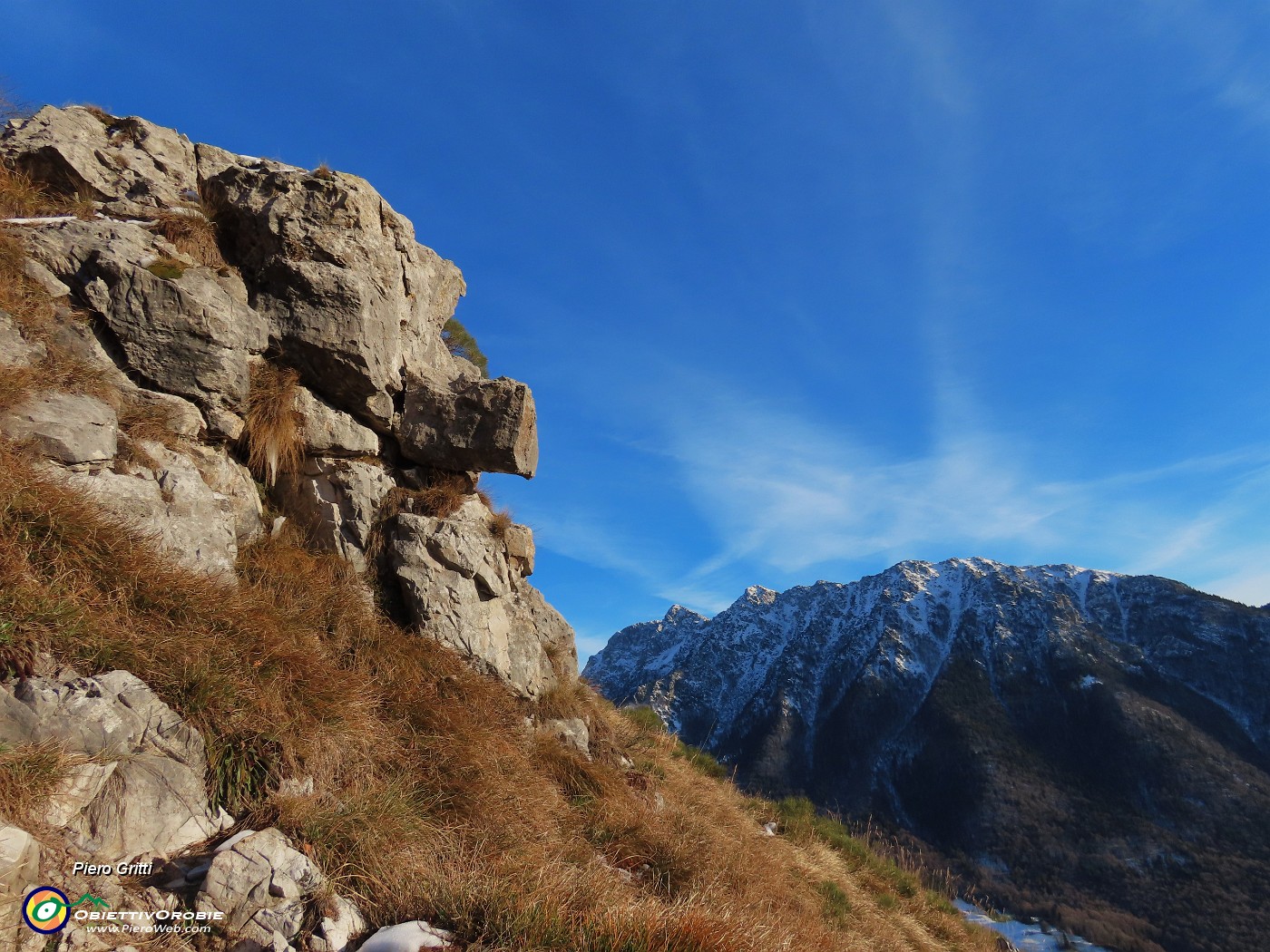 39 Roccioni del Monte Castello con vista in Alben.JPG